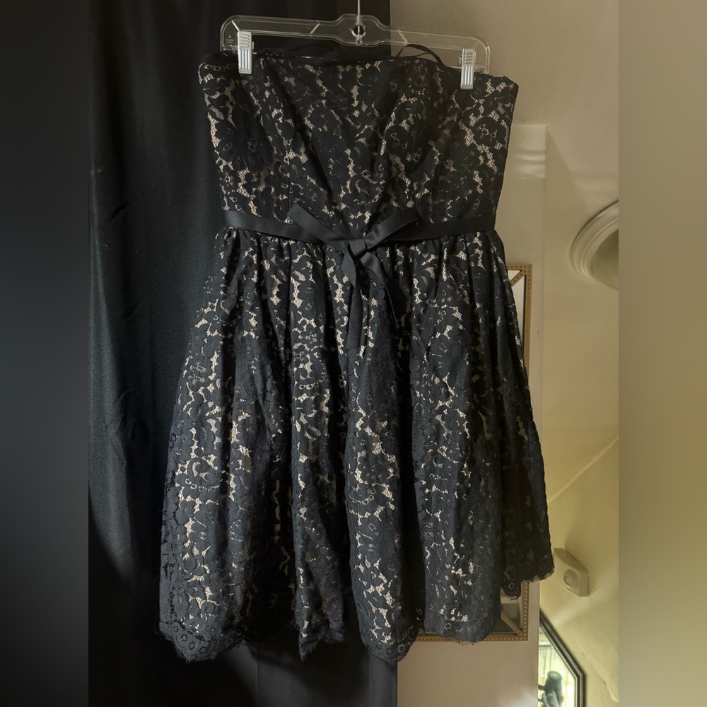 Elegant Black Lace Dress